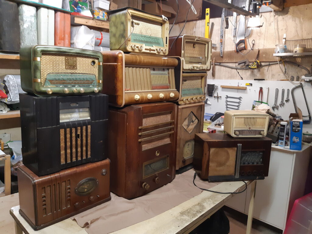 Mon premier lot de 11 radios anciennes à restaurer
Crédits OldRadioGaga